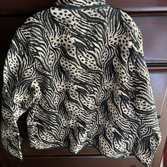 Jane Ashley Animal Print Cotton Jacket – Size XL, Bold Black & White - Picture 3 of 3
